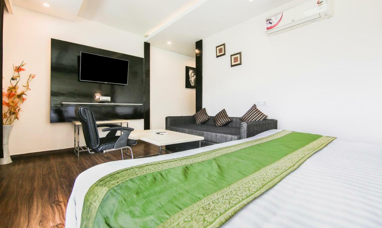 Lavish Inn 다람샬라 외부 사진