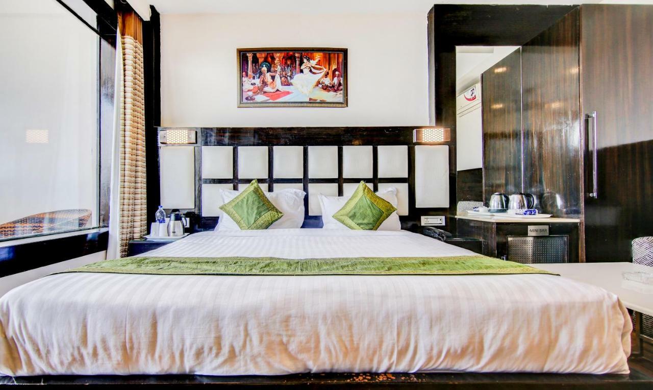 Lavish Inn 다람샬라 외부 사진